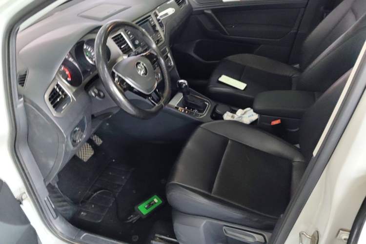 Used Volkswagen Golf Sportsvan 2018 1.6L Automatic Comfort Model Left Front Seat