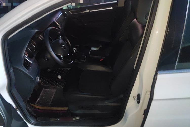 Used Volkswagen Golf Sportsvan 2018 280TSI Automatic Luxury Model Left Front Seat