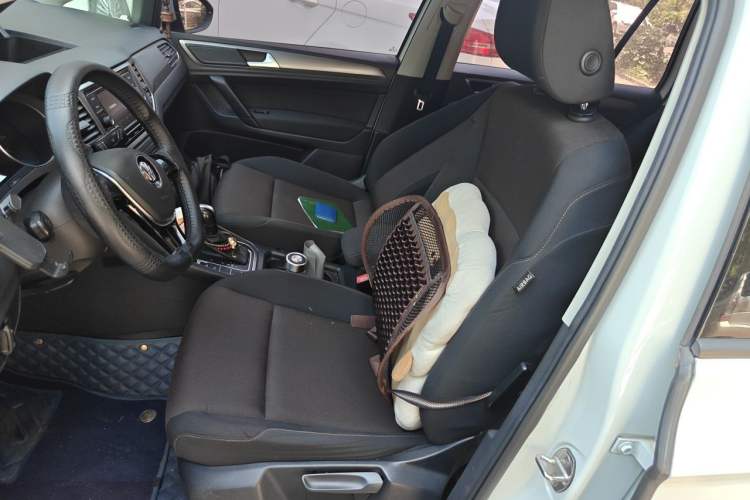 Used Volkswagen Golf Sportsvan 2018 1.6L Automatic Comfort Model Left Front Seat