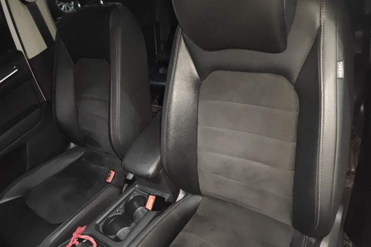 Used Volkswagen Golf Sportsvan 2018 230TSI Automatic Luxury Model Left Front Seat