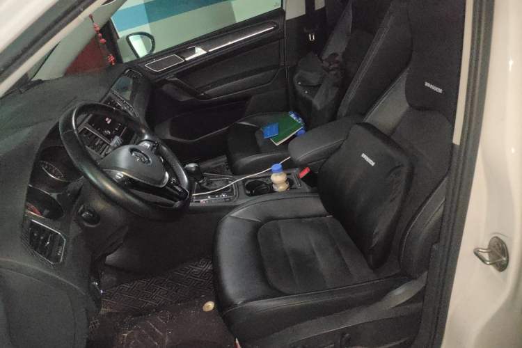 Used Volkswagen Golf Sportsvan 2018 2nd Anniversary Edition 230TSI Automatic Luxury Version Left Front Seat