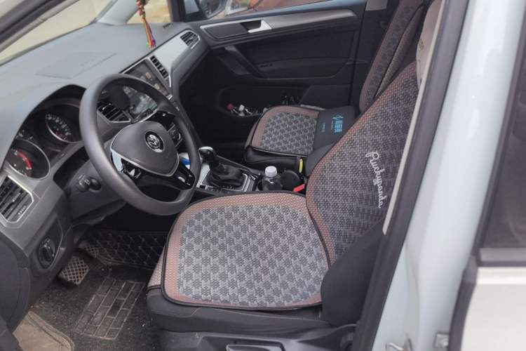 Used Volkswagen Golf Sportsvan 2018 1.6L Automatic Comfort Model Left Front Seat