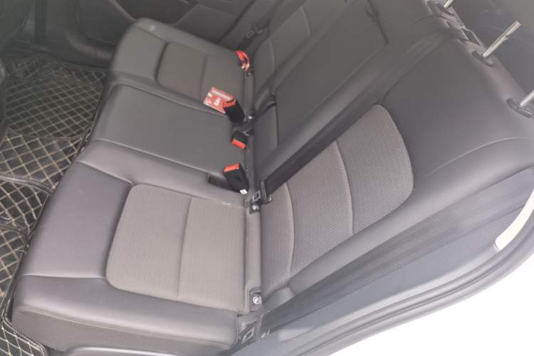 Used Volkswagen Golf Sportsvan 2018 230TSI Automatic Trend Edition Left Rear Seat