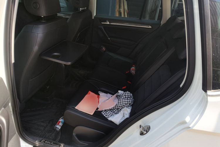 Used Volkswagen Golf Sportsvan 2018 280TSI Automatic Luxury Model Left Rear Seat