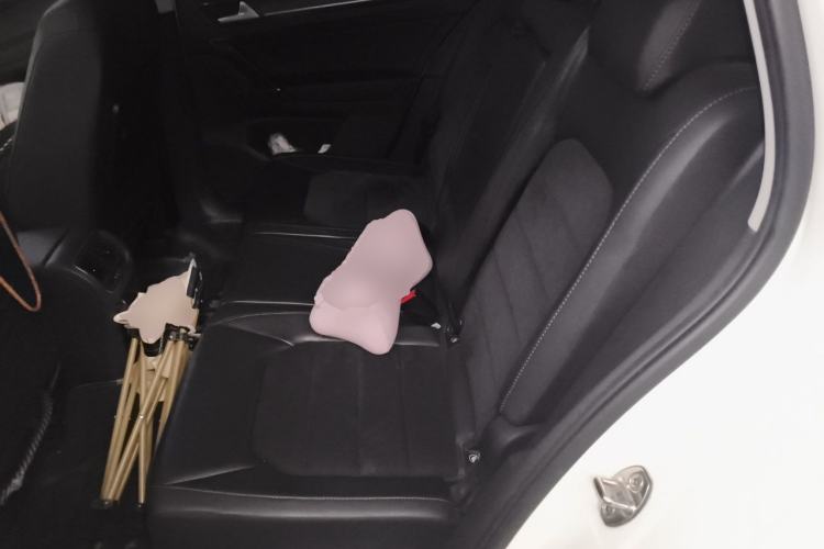 Used Volkswagen Golf Sportsvan 2018 230TSI Automatic Luxury Model Left Rear Seat
