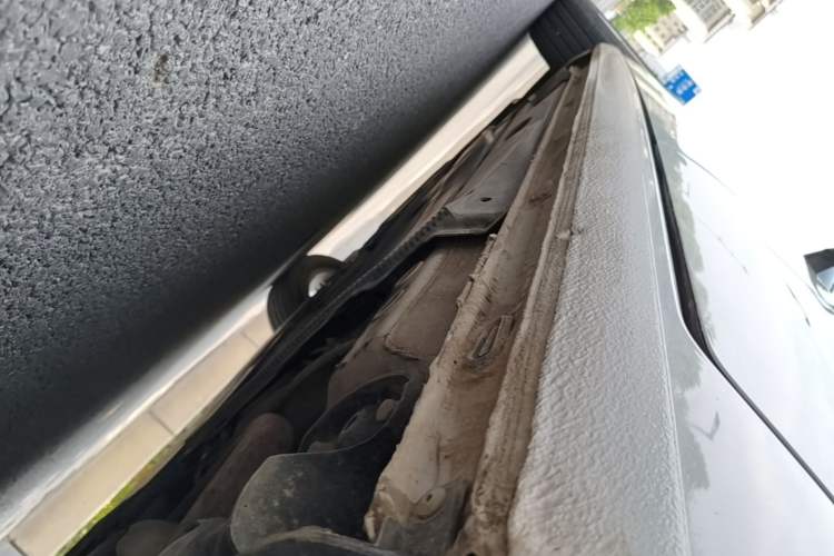 Used Volkswagen Golf Sportsvan 2018 1.6L Automatic Comfort Model Left Side Sill