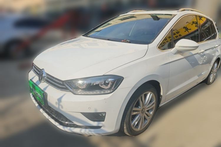 Used Volkswagen Golf Sportsvan 2018 230TSI Automatic Luxury Model Guazi used car, China used car export, Used car for sale, Used  cars, Cheapest cars for sale