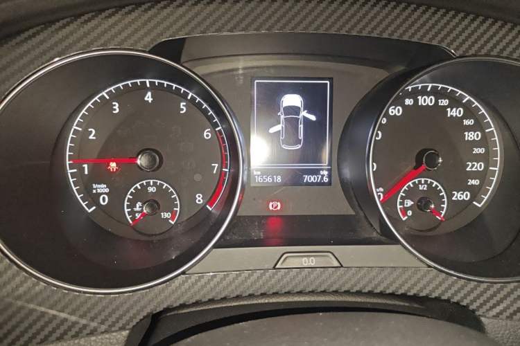 Used Volkswagen Golf Sportsvan 2018 230TSI Automatic Luxury Model Odometer Close Up
