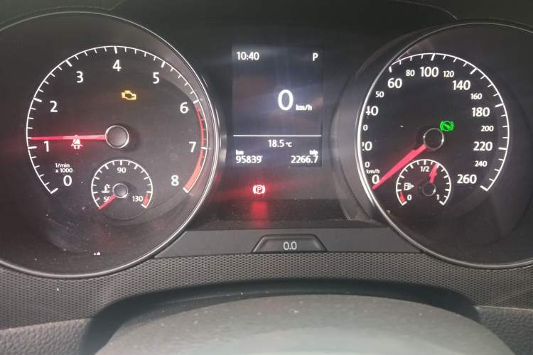 Used Volkswagen Golf Sportsvan 2018 230TSI Automatic Trend Edition Odometer Close Up