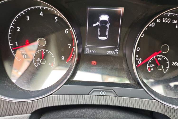 Used Volkswagen Golf Sportsvan 2018 230TSI Automatic Trend Edition Odometer Close Up