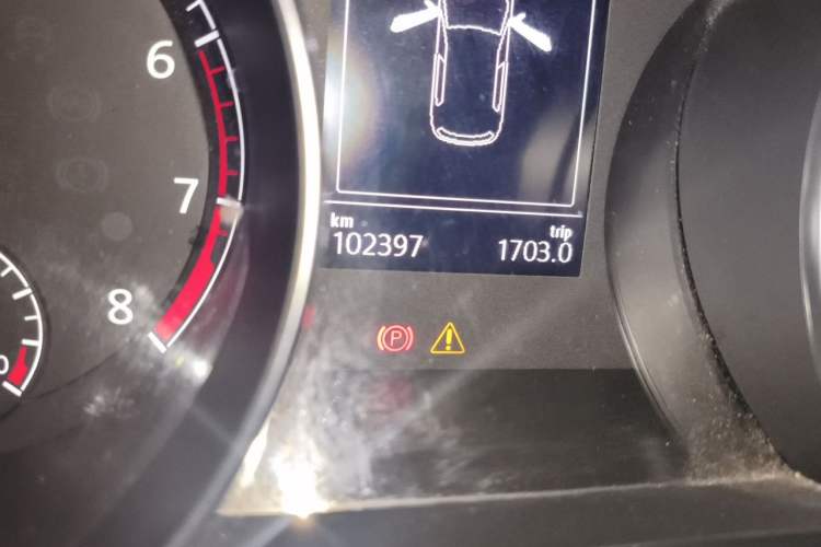Used Volkswagen Golf Sportsvan 2018 230TSI Automatic Luxury Model Odometer Close Up