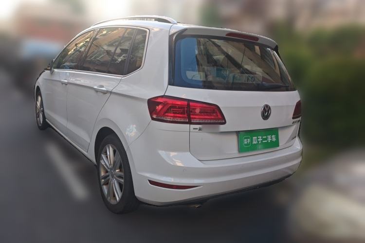 Used Volkswagen Golf Sportsvan 2018 280TSI Automatic Luxury Model Rear Left 45 Deg