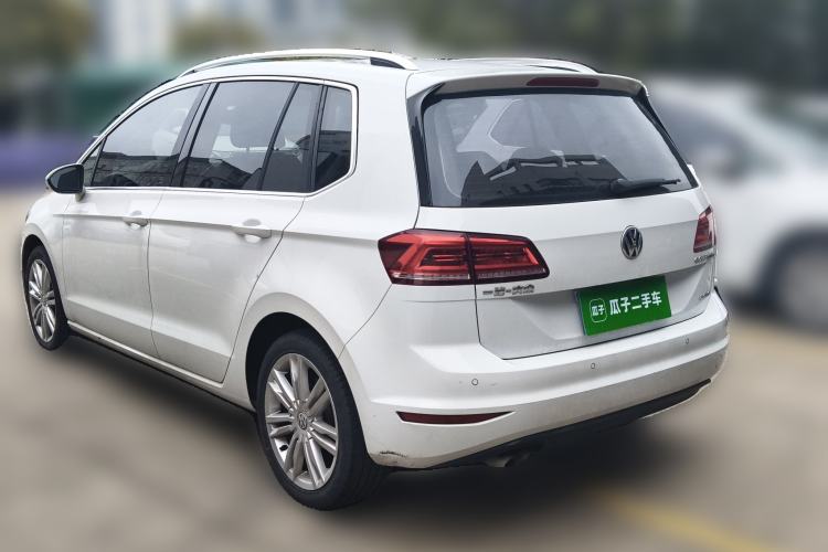 Used Volkswagen Golf Sportsvan 2018 230TSI Automatic Luxury Model Rear Left 45 Deg