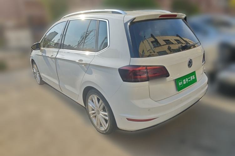 Used Volkswagen Golf Sportsvan 2018 230TSI Automatic Luxury Model Rear Left 45 Deg