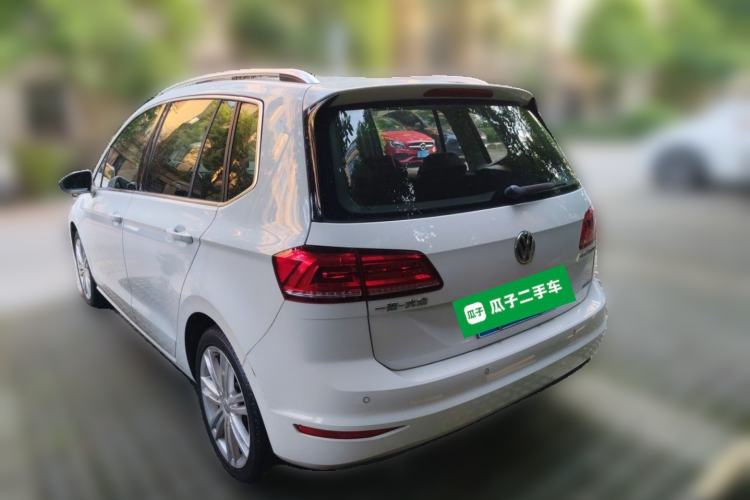 Used Volkswagen Golf Sportsvan 2018 230TSI Automatic Luxury Model Rear Left 45 Deg