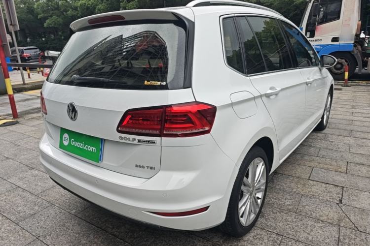Used Volkswagen Golf Sportsvan 2018 280TSI Automatic Luxury Model Rear Right 45 Deg