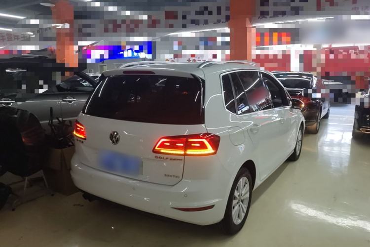 Used Volkswagen Golf Sportsvan 2018 230TSI Automatic Trend Edition Rear Right 45 Deg