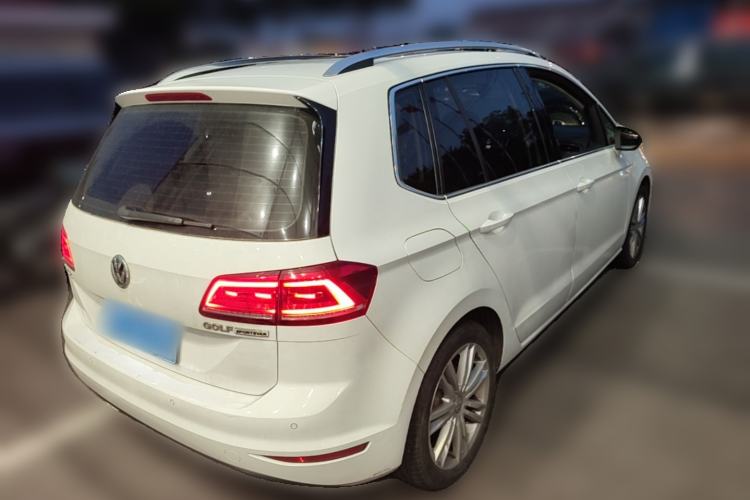 Used Volkswagen Golf Sportsvan 2018 280TSI Automatic Luxury Model Rear Right 45 Deg