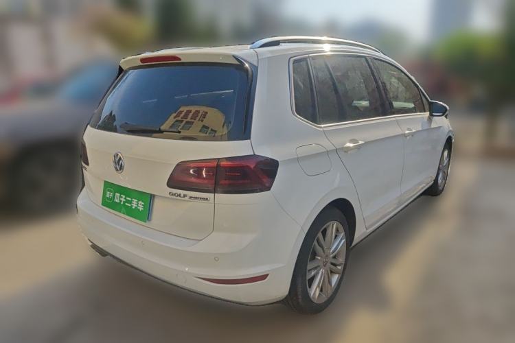 Used Volkswagen Golf Sportsvan 2018 230TSI Automatic Luxury Model Rear Right 45 Deg