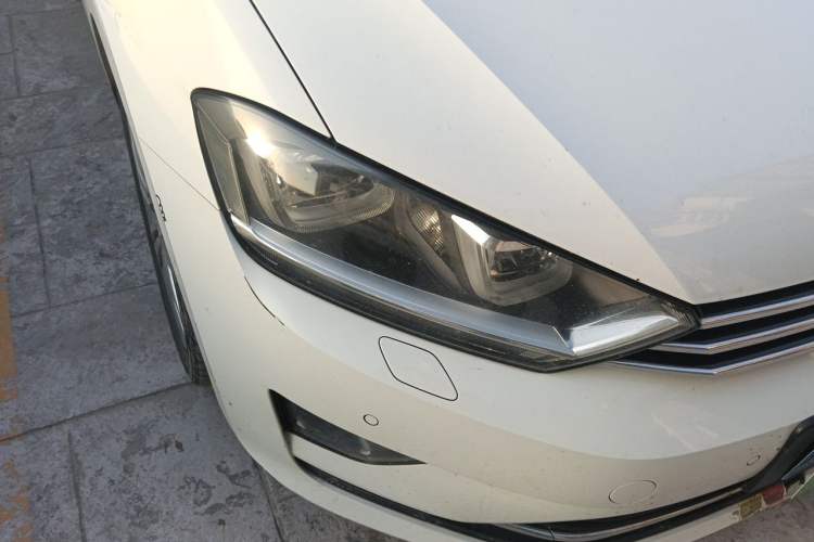 Used Volkswagen Golf Sportsvan 2018 280TSI Automatic Flagship Model Right Front Headlight
