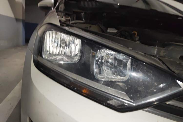 Used Volkswagen Golf Sportsvan 2018 230TSI Automatic Trend Edition Right Front Headlight