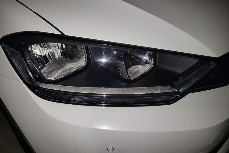 Used Volkswagen Golf Sportsvan 2018 230TSI Automatic Trend Edition Right Front Headlight