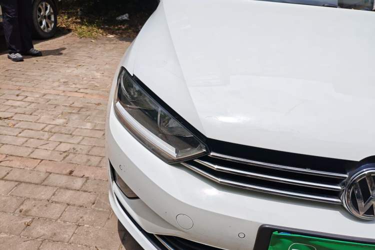 Used Volkswagen Golf Sportsvan 2018 230TSI Automatic Trend Edition Right Front Headlight