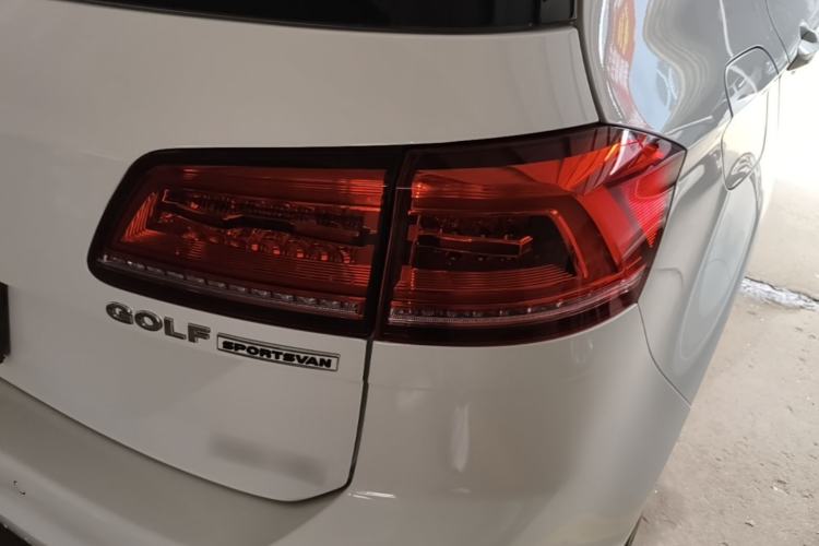 Used Volkswagen Golf Sportsvan 2018 230TSI Automatic Trend Edition Right Rear Taillight