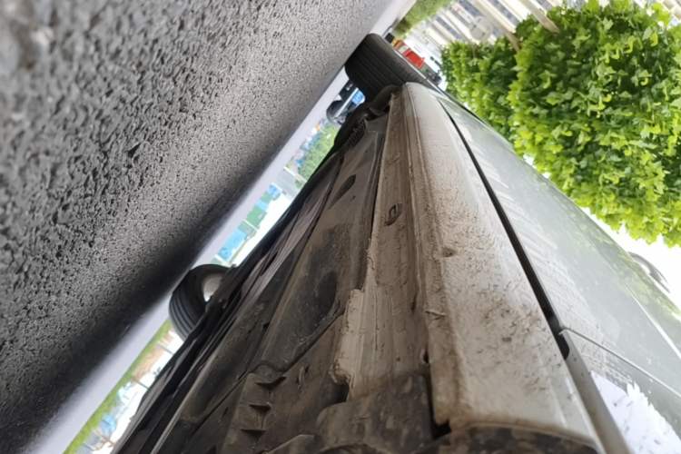 Used Volkswagen Golf Sportsvan 2018 1.6L Automatic Comfort Model Right Side Sill