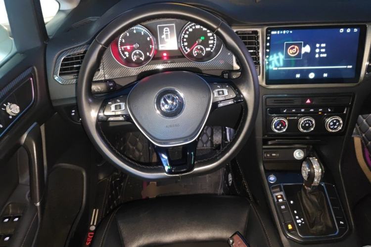 Used Volkswagen Golf Sportsvan 2018 280TSI Automatic Luxury Model Steering Wheel