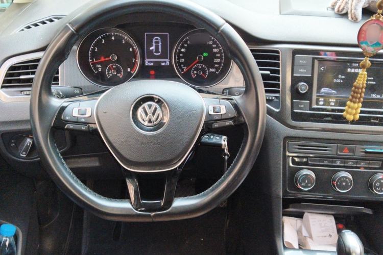 Used Volkswagen Golf Sportsvan 2018 230TSI Automatic Trend Edition Steering Wheel
