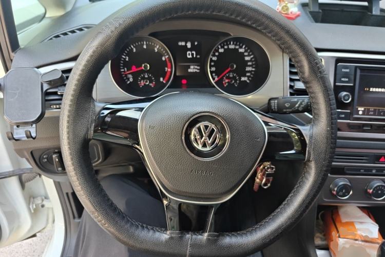 Used Volkswagen Golf Sportsvan 2018 1.6L Automatic Comfort Model Steering Wheel