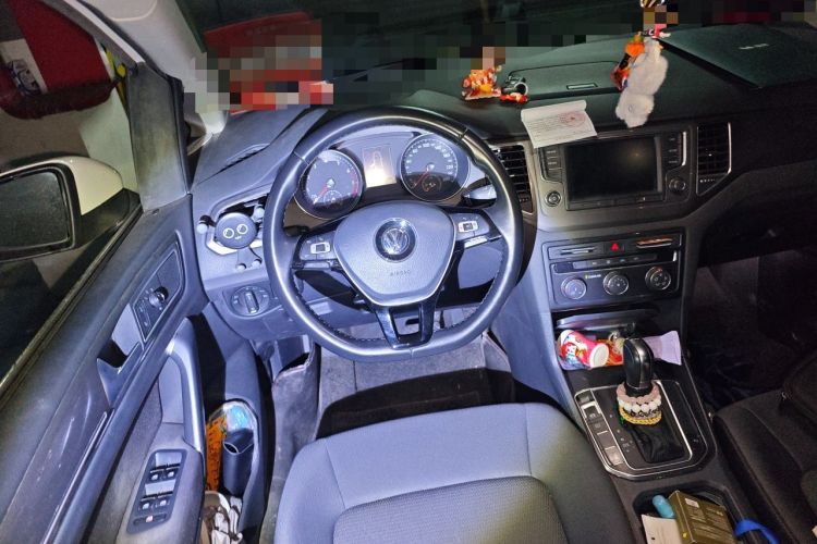 Used Volkswagen Golf Sportsvan 2018 230TSI Automatic Trend Edition Steering Wheel