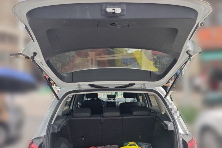 Used Volkswagen Golf Sportsvan 2018 230TSI Automatic Luxury Model Trunk