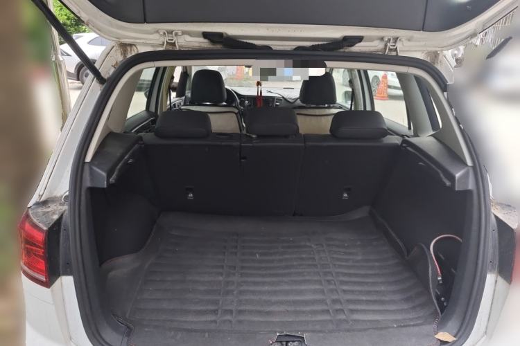 Used Volkswagen Golf Sportsvan 2018 230TSI Automatic Trend Edition Trunk