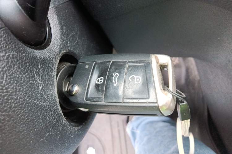 Used Volkswagen Golf Sportsvan 2018 230TSI Automatic Trend Edition Vehicle Key