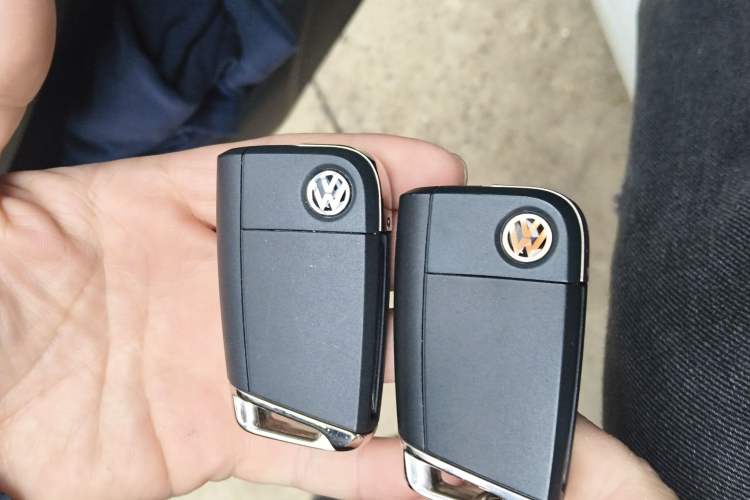 Used Volkswagen Golf Sportsvan 2018 230TSI Automatic Luxury Model Vehicle Key