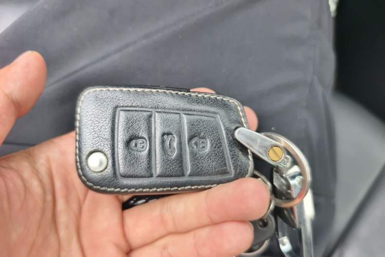 Used Volkswagen Golf Sportsvan 2018 230TSI Automatic Luxury Model Vehicle Key