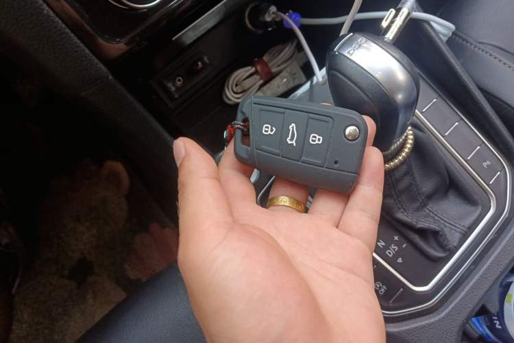 Used Volkswagen Golf Sportsvan 2018 280TSI Automatic Luxury Model Vehicle Key