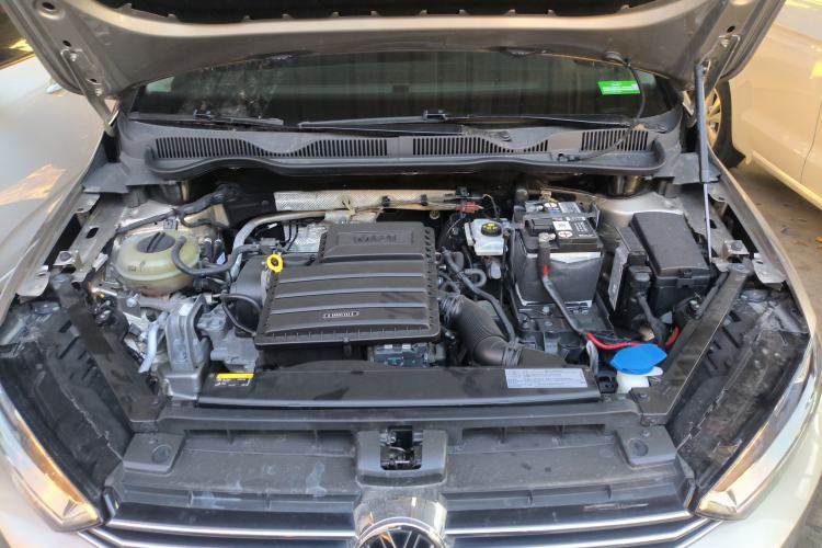 Used Volkswagen Golf Sportsvan 2018 1.6L Automatic Comfort Model Engine Bay