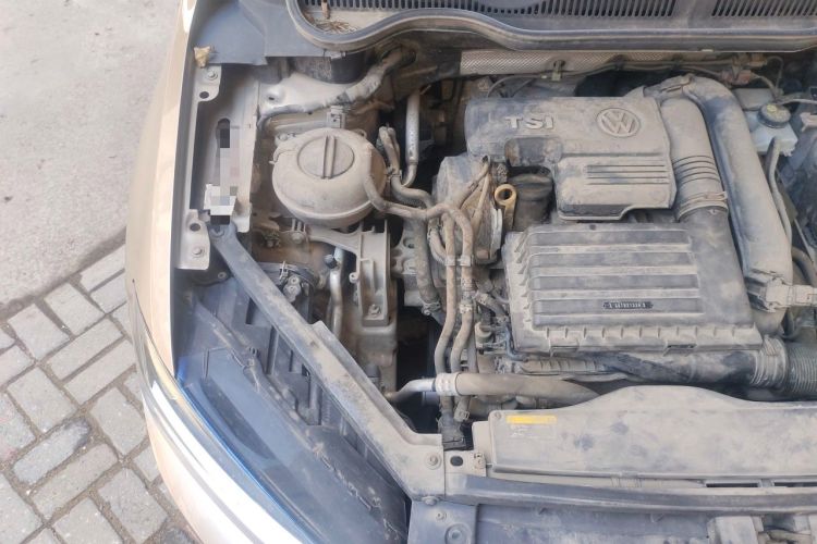 Used Volkswagen Golf Sportsvan 2018 230TSI Automatic Trend Edition Engine Bay Right