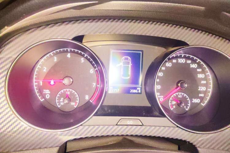 Used Volkswagen Golf Sportsvan 2018 230TSI Automatic Luxury Model Instrument Cluster