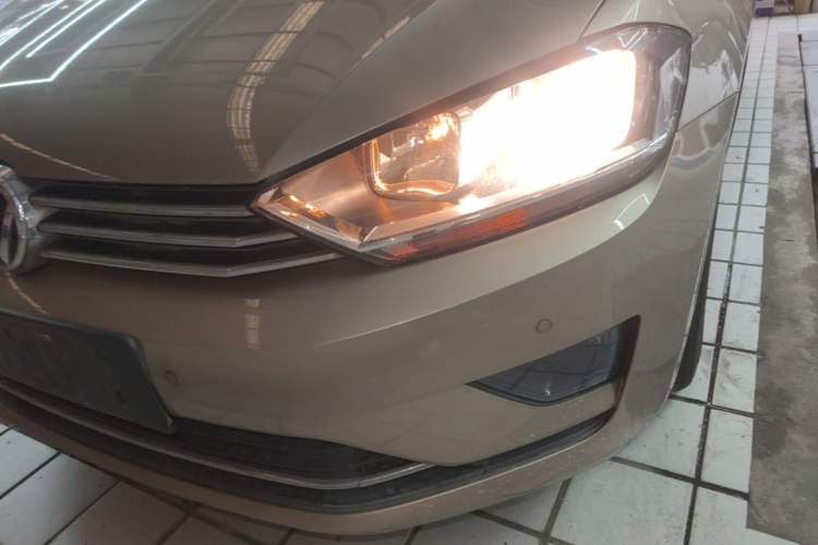 Used Volkswagen Golf Sportsvan 2018 230TSI Automatic Trend Edition Left Front Headlight
