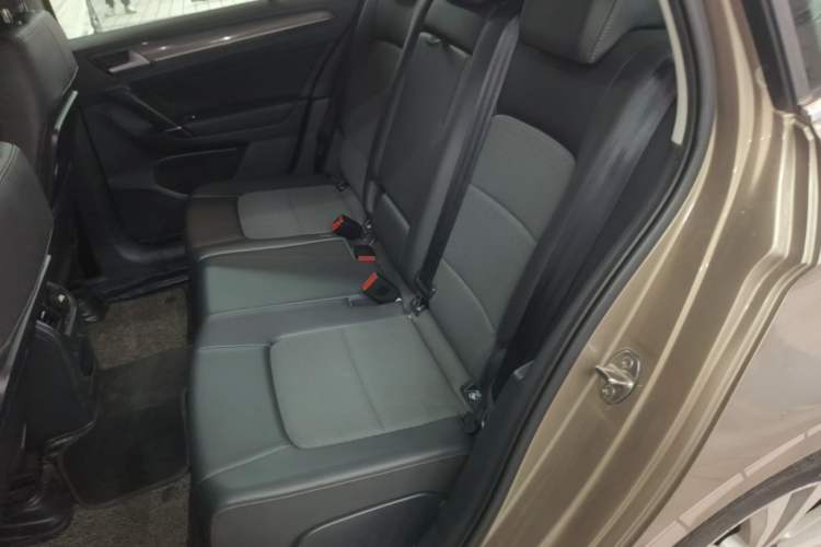 Used Volkswagen Golf Sportsvan 2018 230TSI Automatic Trend Edition Left Rear Seat