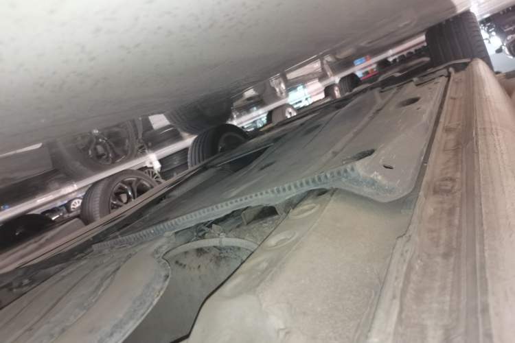 Used Volkswagen Golf Sportsvan 2018 230TSI Automatic Luxury Model Left Side Sill