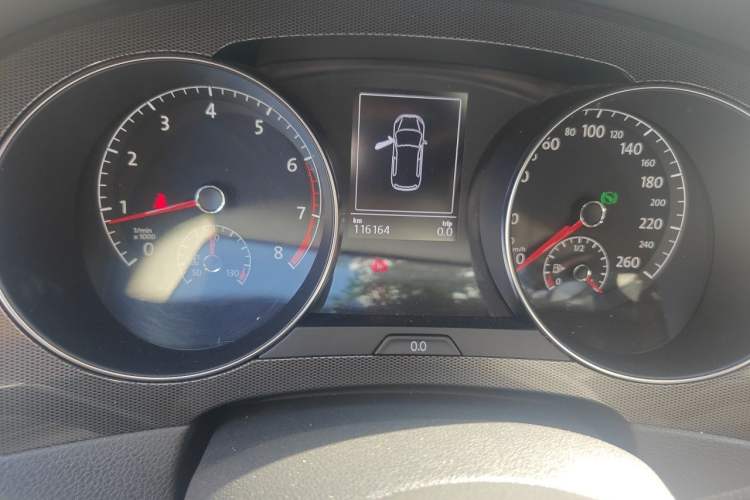 Used Volkswagen Golf Sportsvan 2018 230TSI Automatic Trend Edition Odometer Close Up