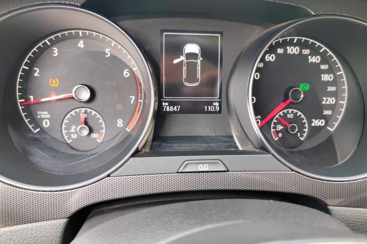 Used Volkswagen Golf Sportsvan 2018 230TSI Automatic Trend Edition Odometer Close Up