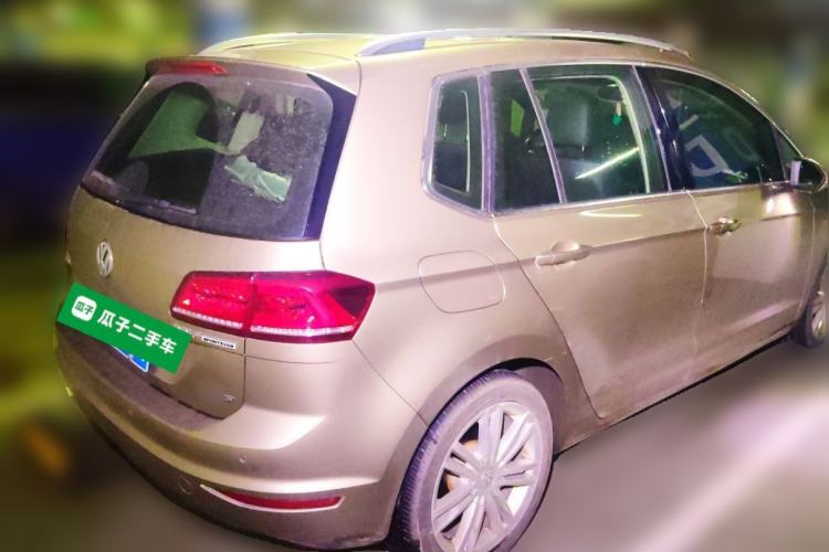 Used Volkswagen Golf Sportsvan 2018 230TSI Automatic Luxury Model Rear Right 45 Deg