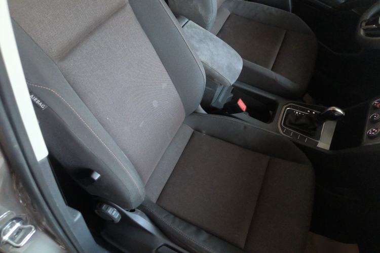 Used Volkswagen Golf Sportsvan 2018 1.6L Automatic Comfort Model Right Front Seat