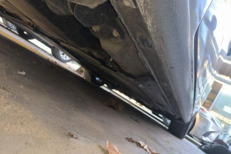 Used Volkswagen Golf Sportsvan 2018 1.6L Automatic Comfort Model Right Side Sill